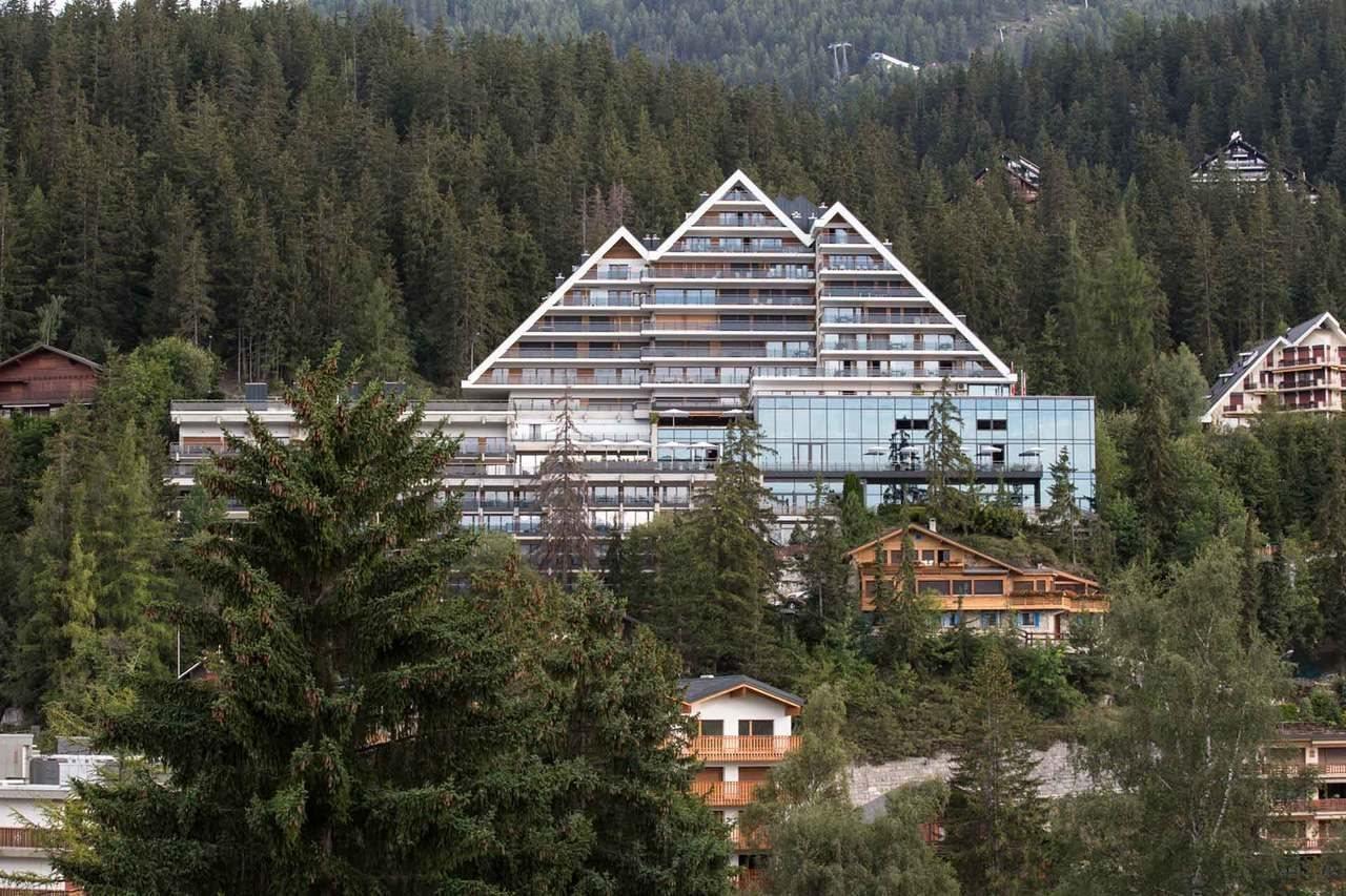 Crans Ambassador Ξενοδοχείο Εξωτερικό φωτογραφία